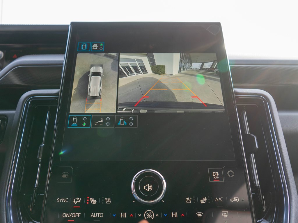 New 2026 GMC Yukon XL AT4 w/ AT4 Premium Package image 28