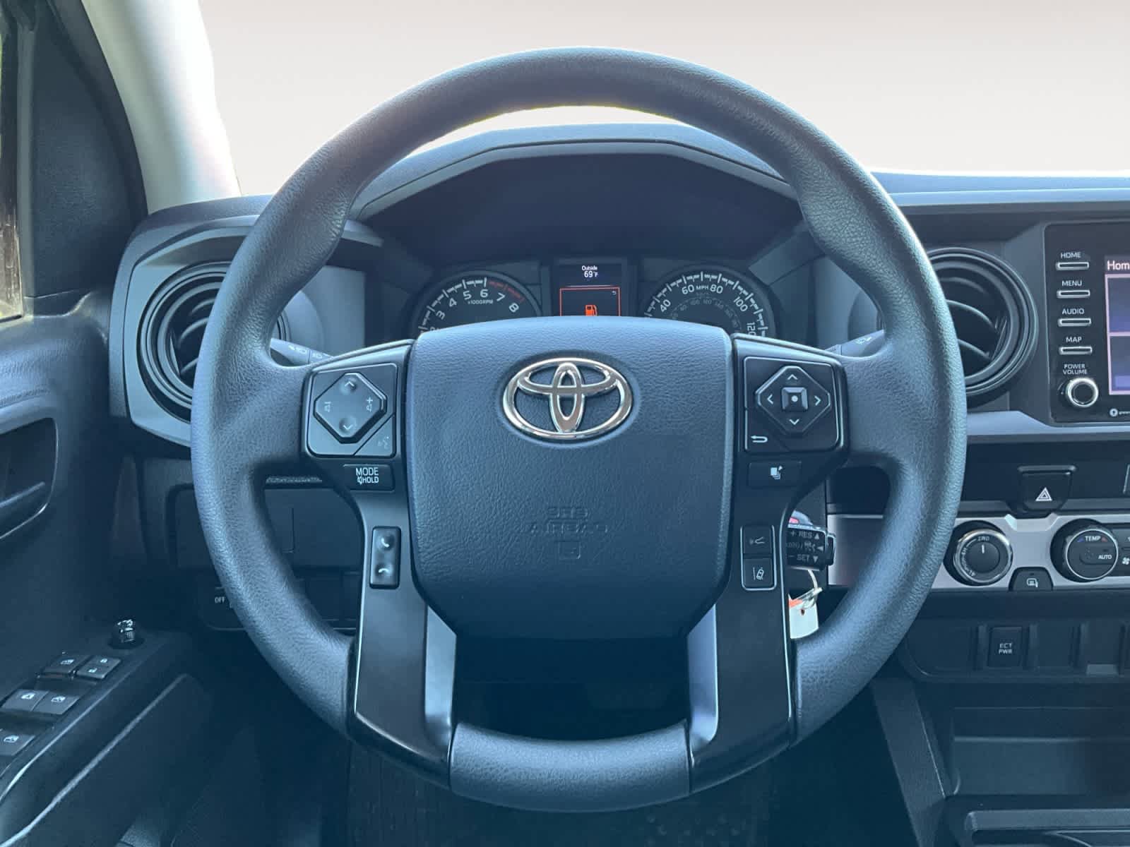 Used 2023 Toyota Tacoma SR AWD/4WD image 15