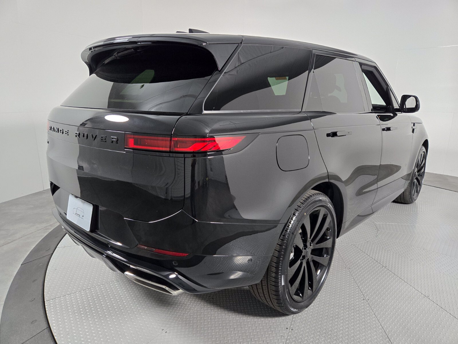 New 2026 Land Rover Range Rover Sport Dynamic SE AWD/4WD image 2