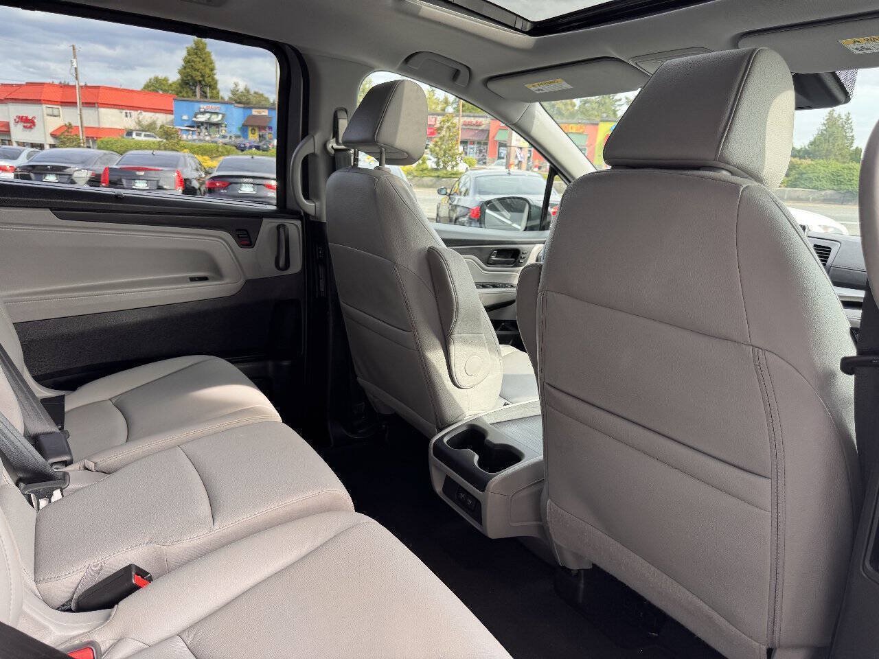 Used 2018 Honda Odyssey EX-L image 21