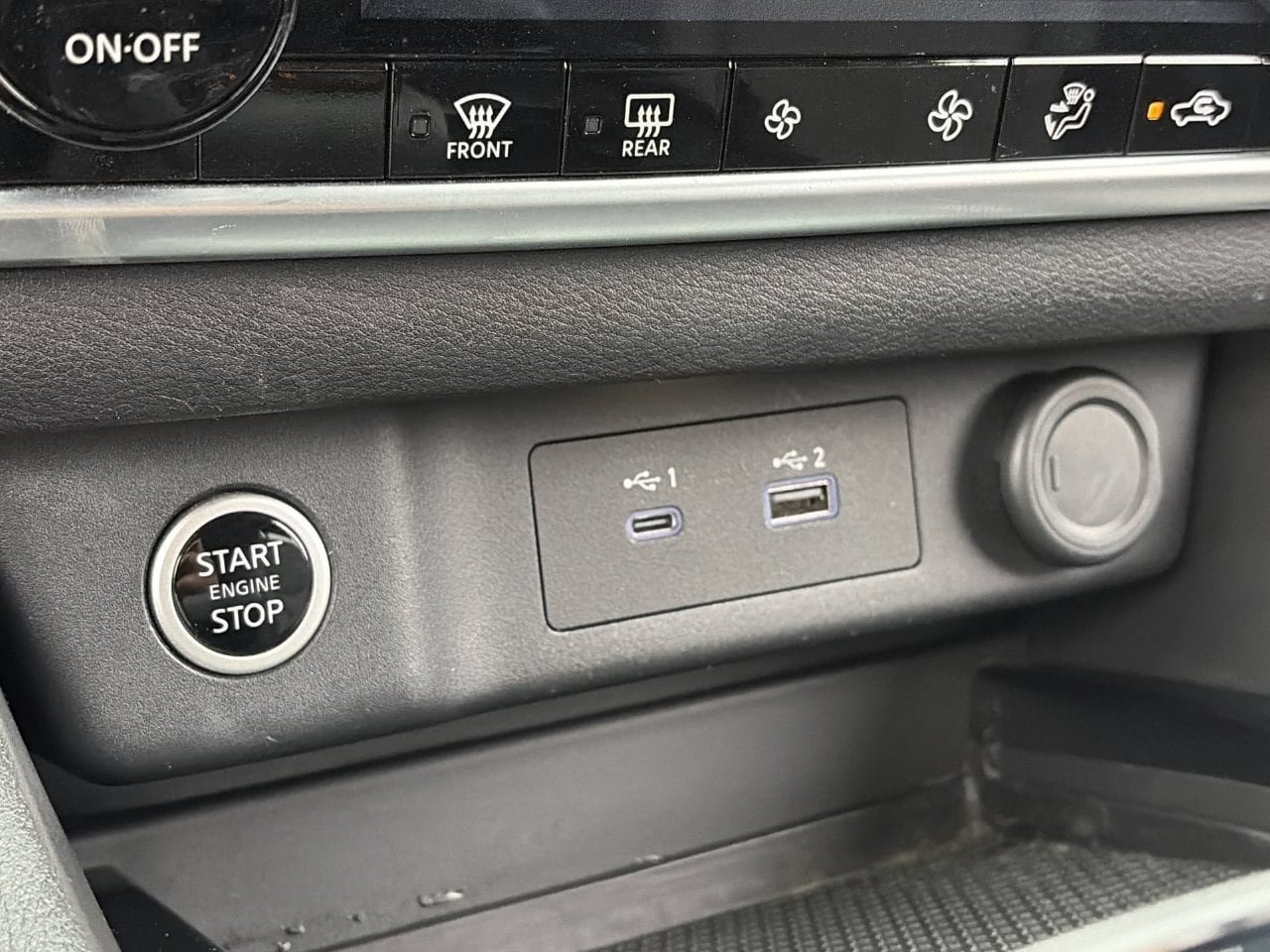 Used 2021 Nissan Rogue SV FWD image 27