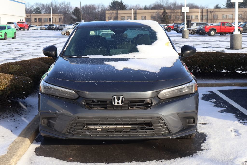 Used 2023 Honda Civic Sport image 2