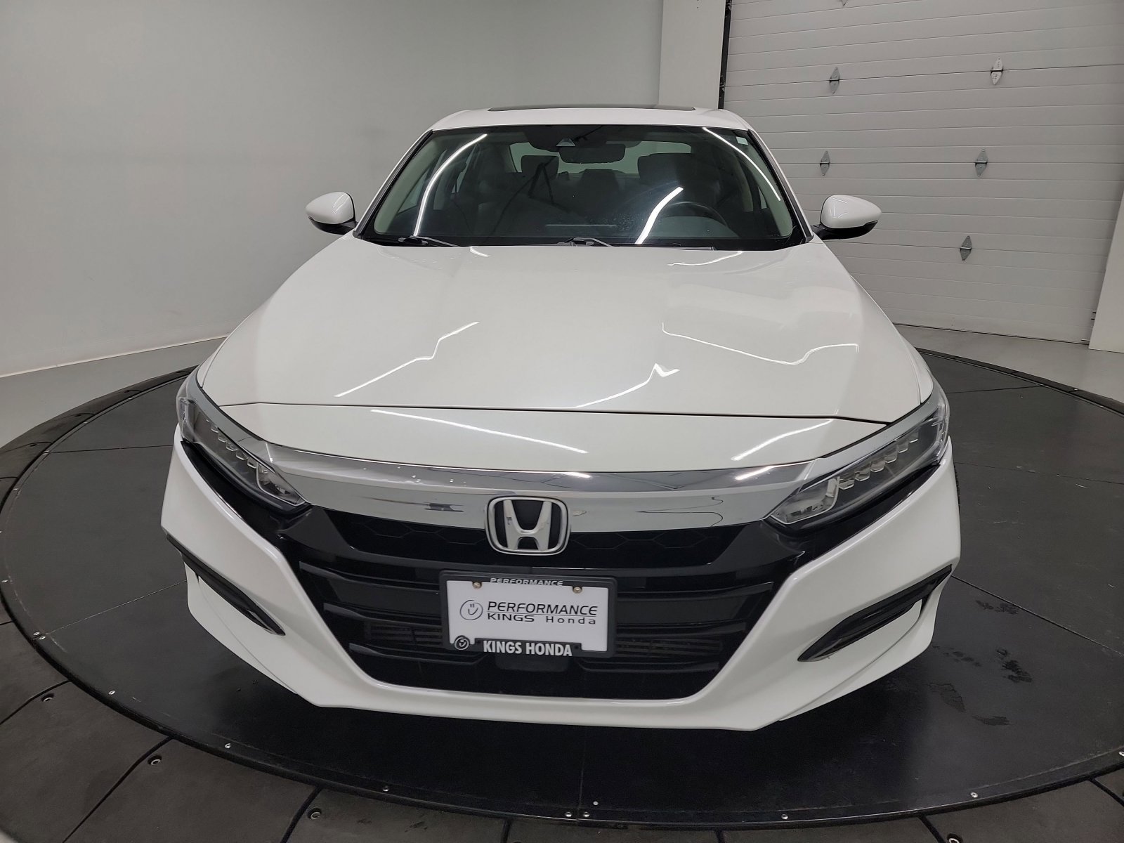 Used 2018 Honda Accord EX-L image 2