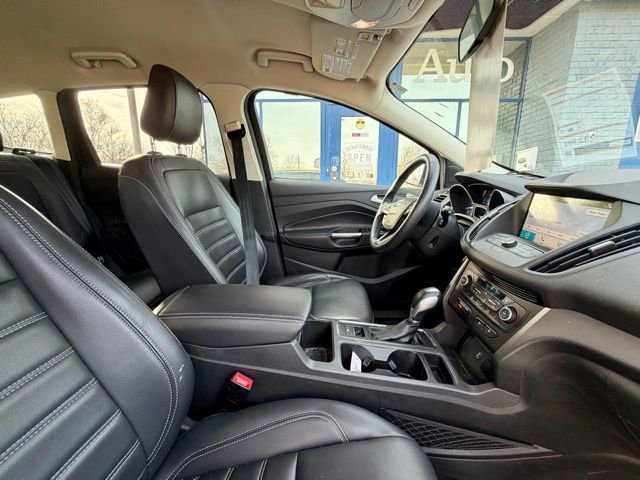 Used 2019 Ford Escape SEL image 22