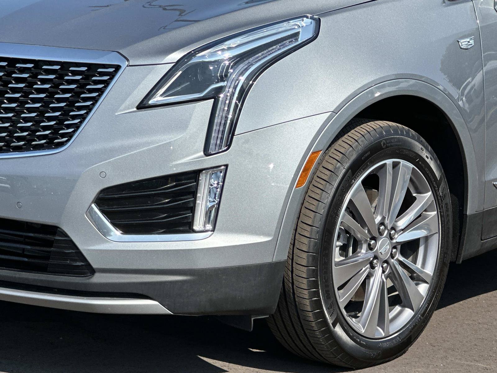 Certified 2024 Cadillac XT5 Premium Luxury AWD/4WD image 7