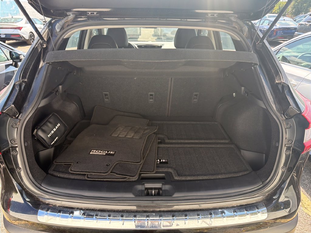 Certified 2022 Nissan Rogue Sport SL AWD/4WD image 27