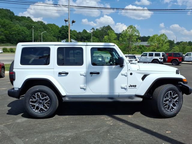 New 2026 Jeep Wrangler Unlimited Sahara AWD/4WD image 2