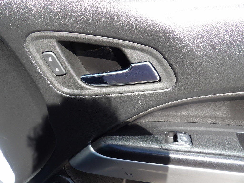 Used 2022 Chevrolet Colorado LT w/ Fleet Safety Package RWD image 32