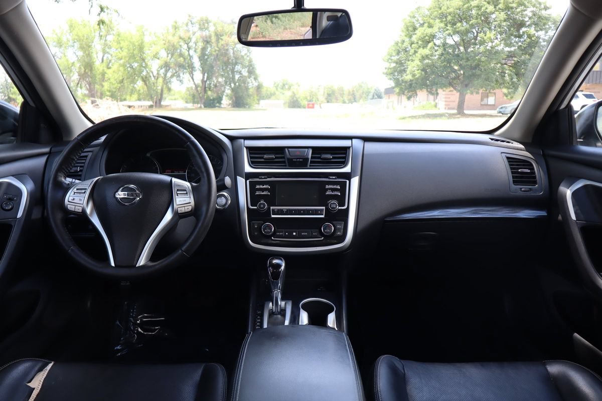 Used 2018 Nissan Altima 2.5 SL FWD image 16
