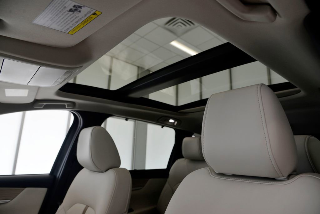 Used 2025 MAZDA CX-90 Plug-In Hybrid w/ Premium Plus image 28