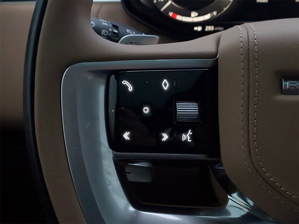 Used 2023 Land Rover Range Rover SE image 16