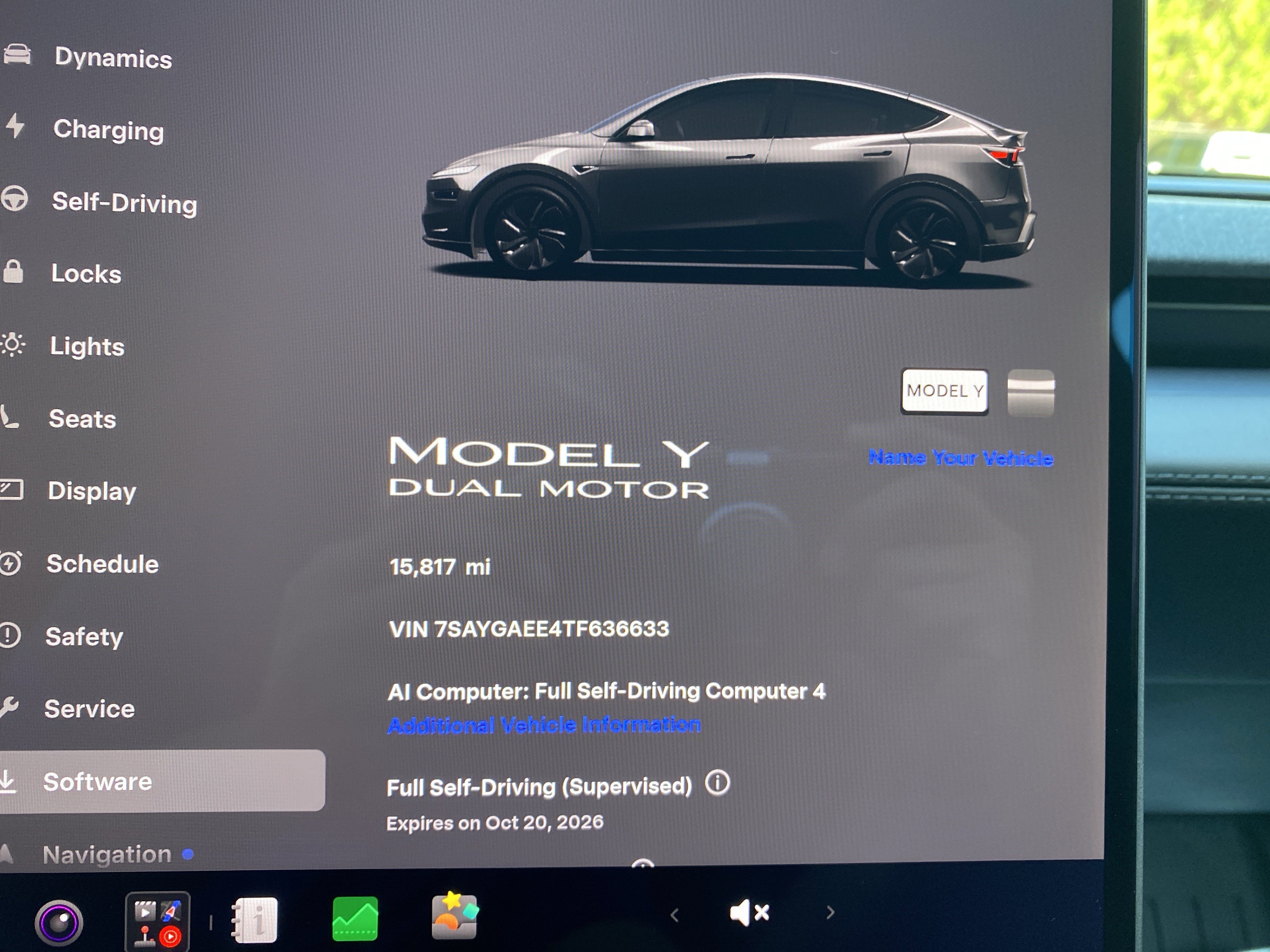Used 2026 Tesla Model Y AWD image 27
