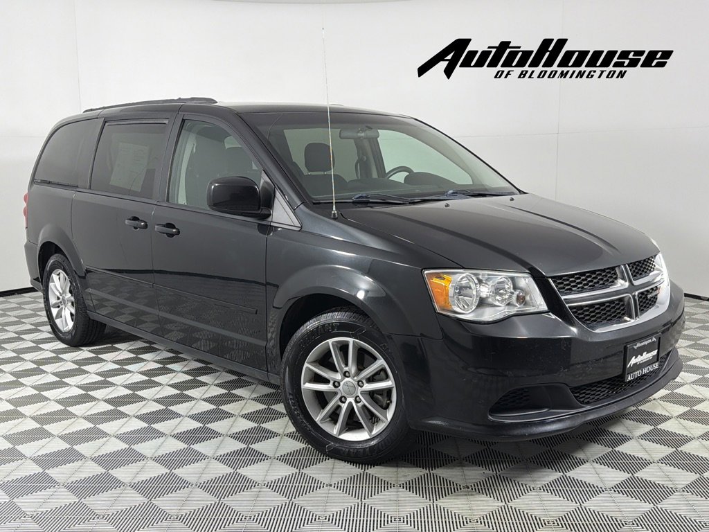 Used 2016 Dodge Grand Caravan SXT image 1