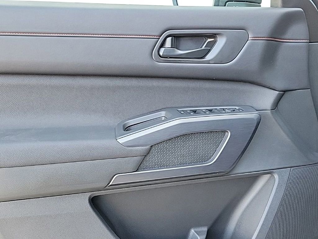 New 2026 Nissan Pathfinder Rock Creek AWD/4WD image 19