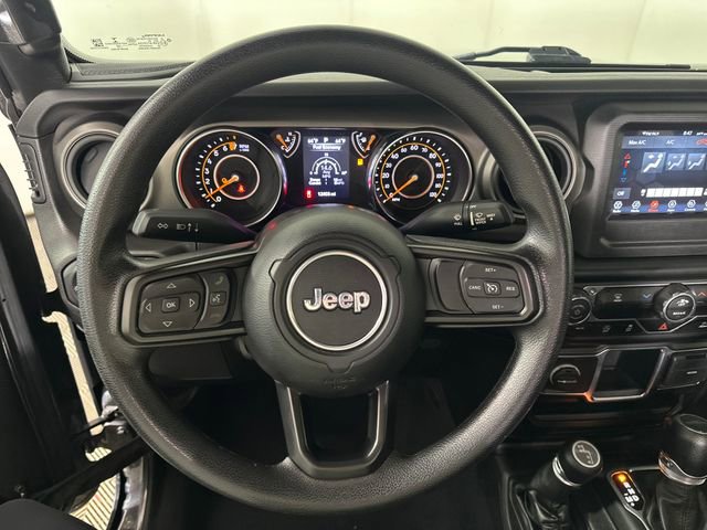 Used 2022 Jeep Gladiator Sport w/ Trailer Tow Package AWD/4WD image 14