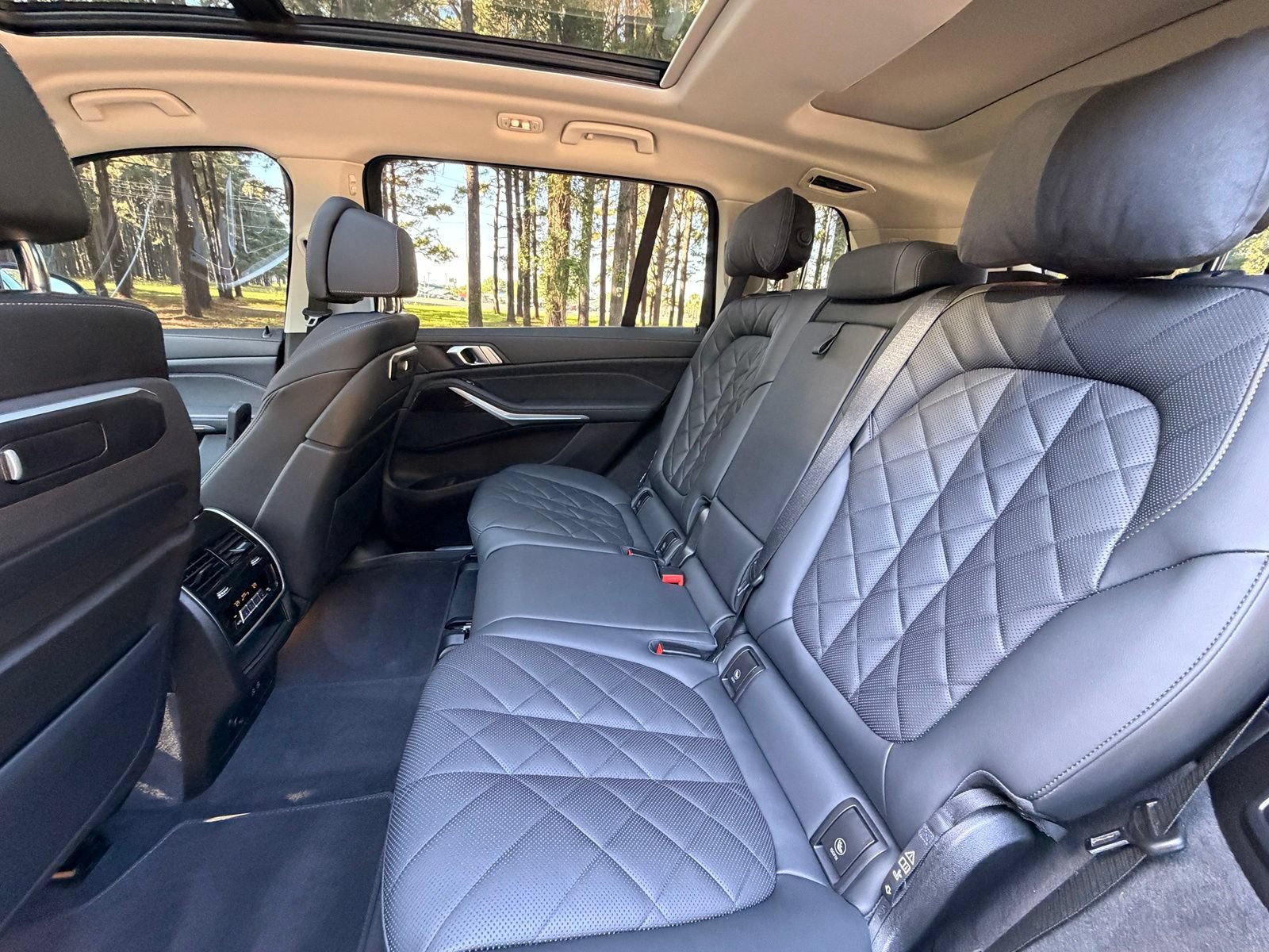 Certified 2024 BMW X7 xDrive40i AWD/4WD image 14