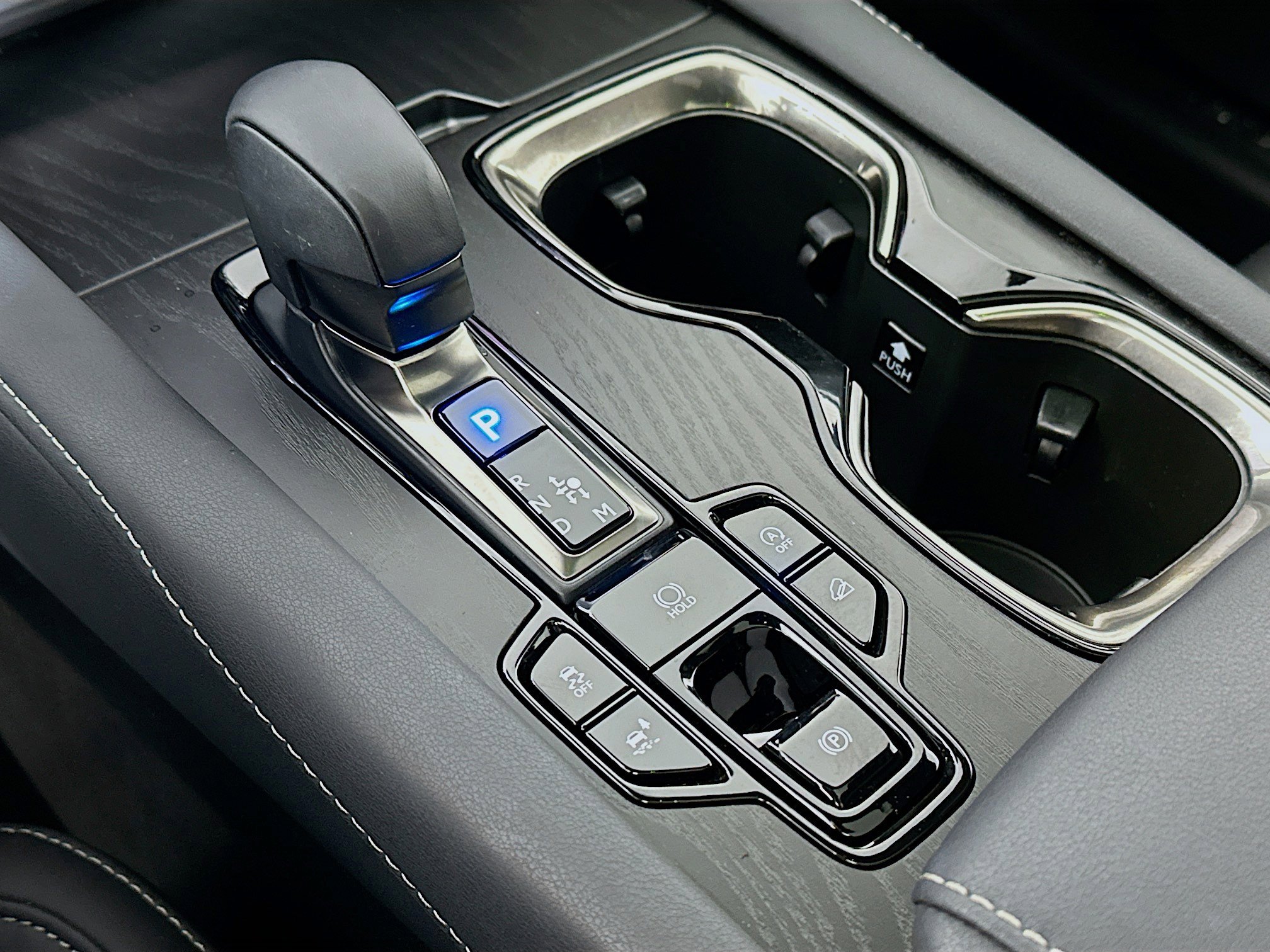 Used 2025 Lexus RX 350 F Sport w/ Convenience Package image 16