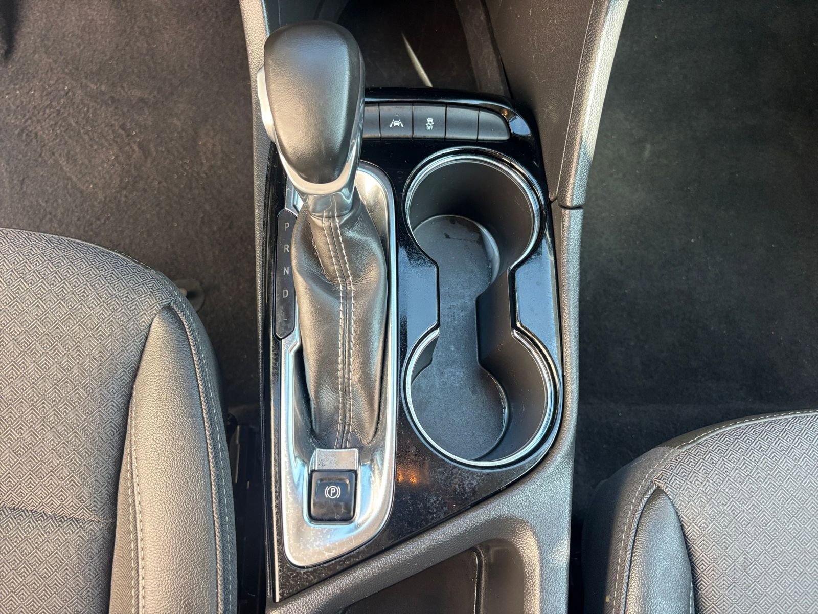 Used 2025 Buick Encore GX Preferred image 41