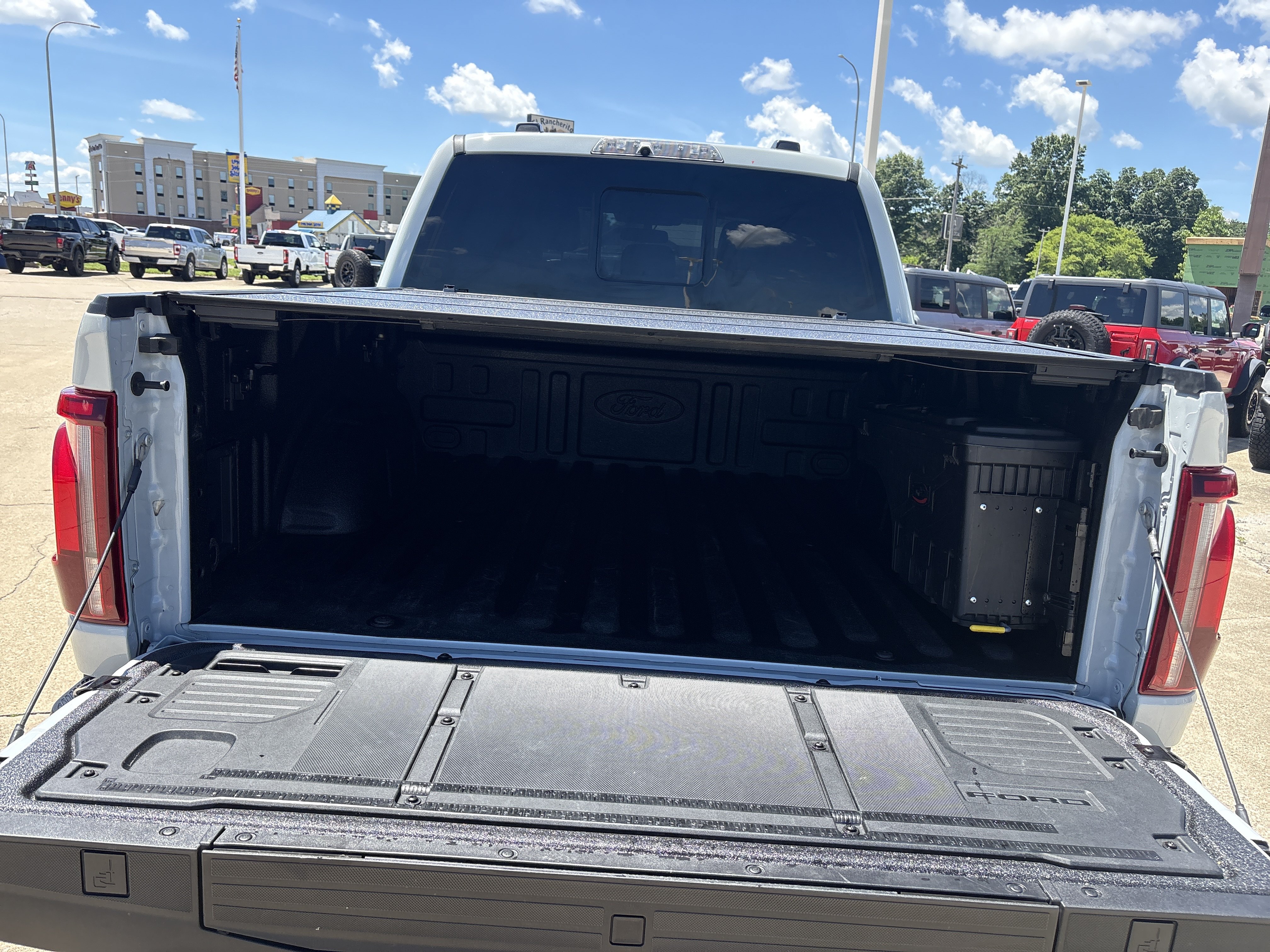 Used 2024 Ford F150 Raptor w/ Equipment Group 803A Raptor R AWD/4WD image 8