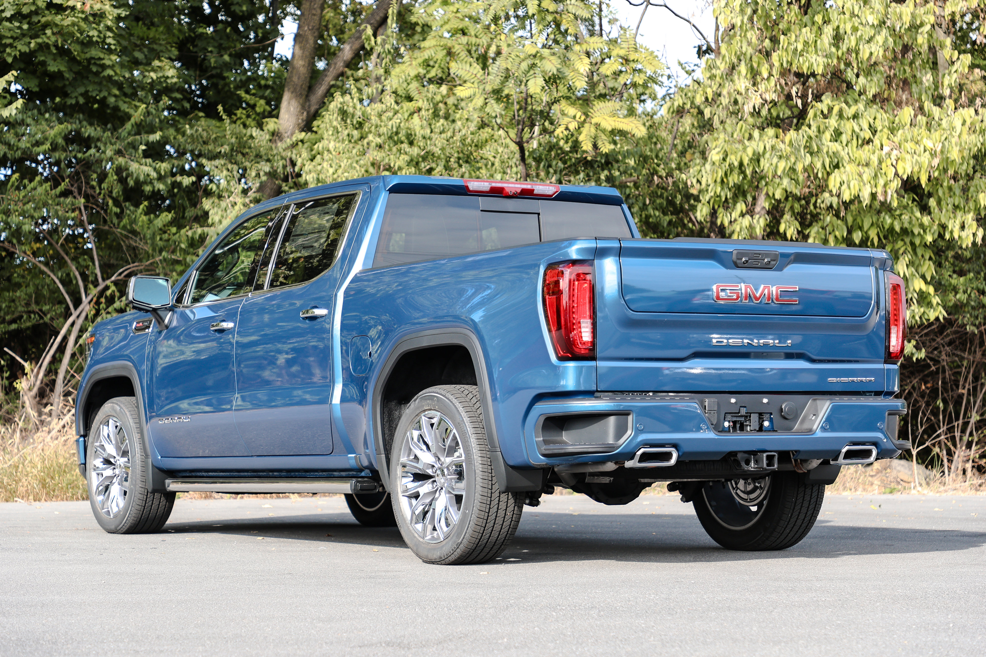 New 2026 GMC Sierra 1500 Denali w/ Denali Reserve Package image 9