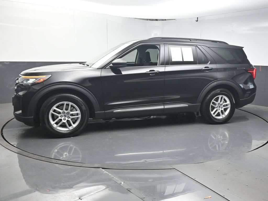 Used 2025 Ford Explorer Active RWD image 4