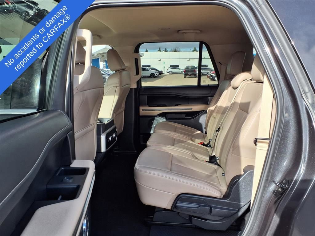 Used 2024 Ford Expedition Max XLT image 12