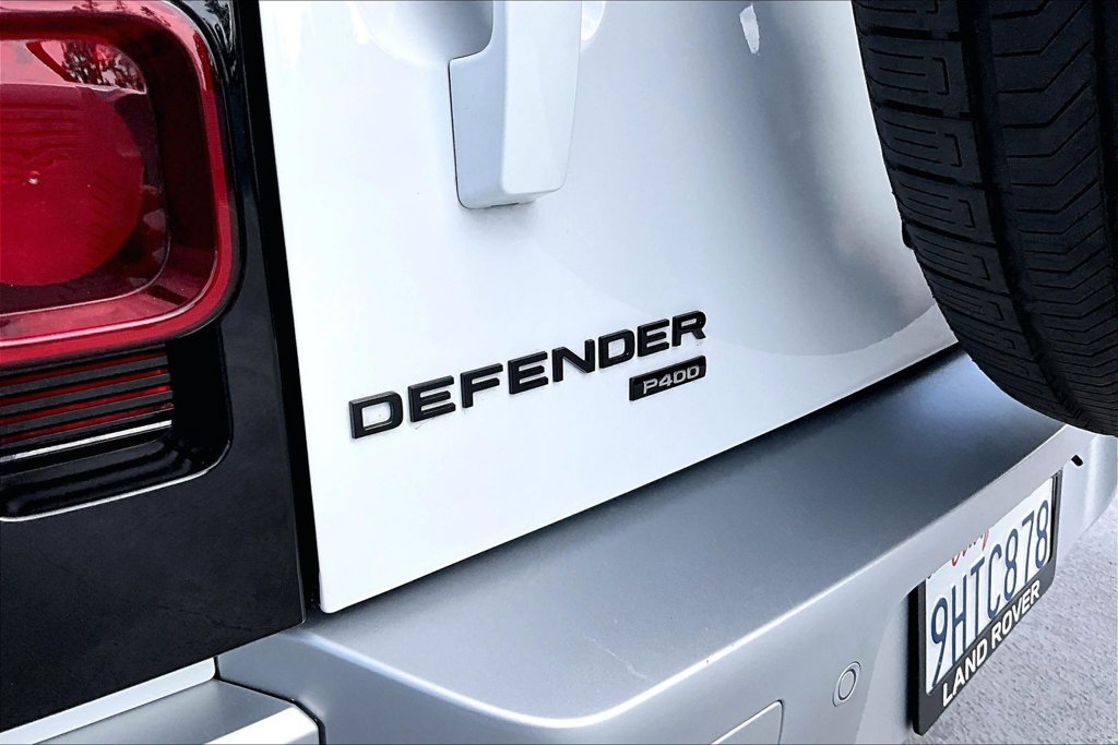 Certified 2023 Land Rover Defender 110 SE AWD/4WD image 22