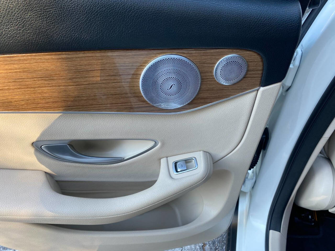 Used 2019 Mercedes-Benz GLC 300 image 44