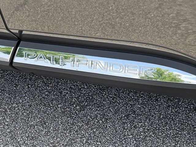 Used 2025 Nissan Pathfinder Platinum w/ Cargo Package FWD image 45