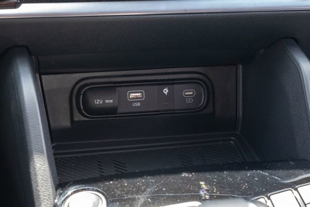 Certified 2025 Kia Sportage EX image 18