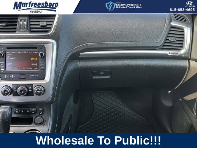 Used 2014 GMC Acadia SLE FWD image 19
