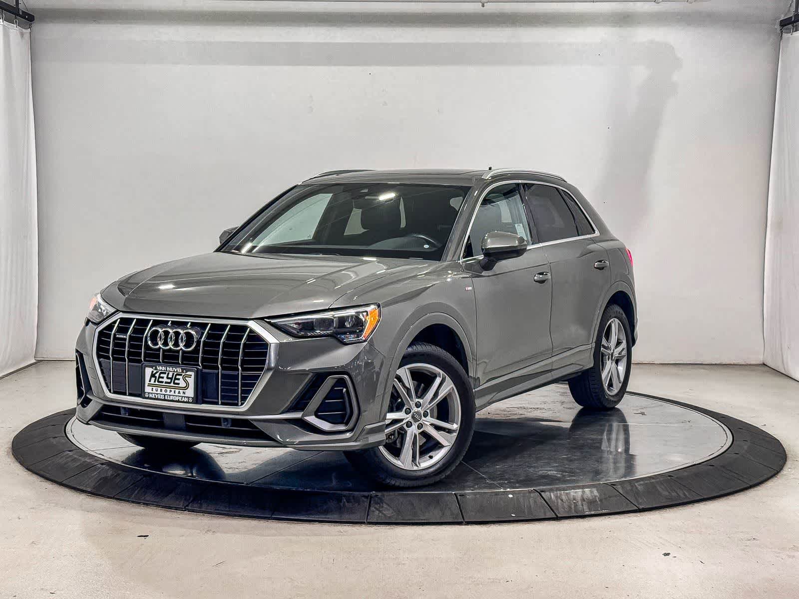 Used 2019 Audi Q3 2.0T Premium AWD/4WD image 1