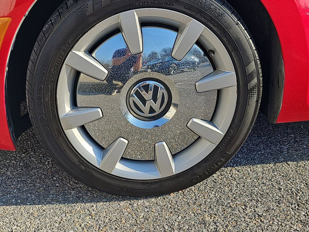 Used 2019 Volkswagen Beetle 2.0T SE image 34