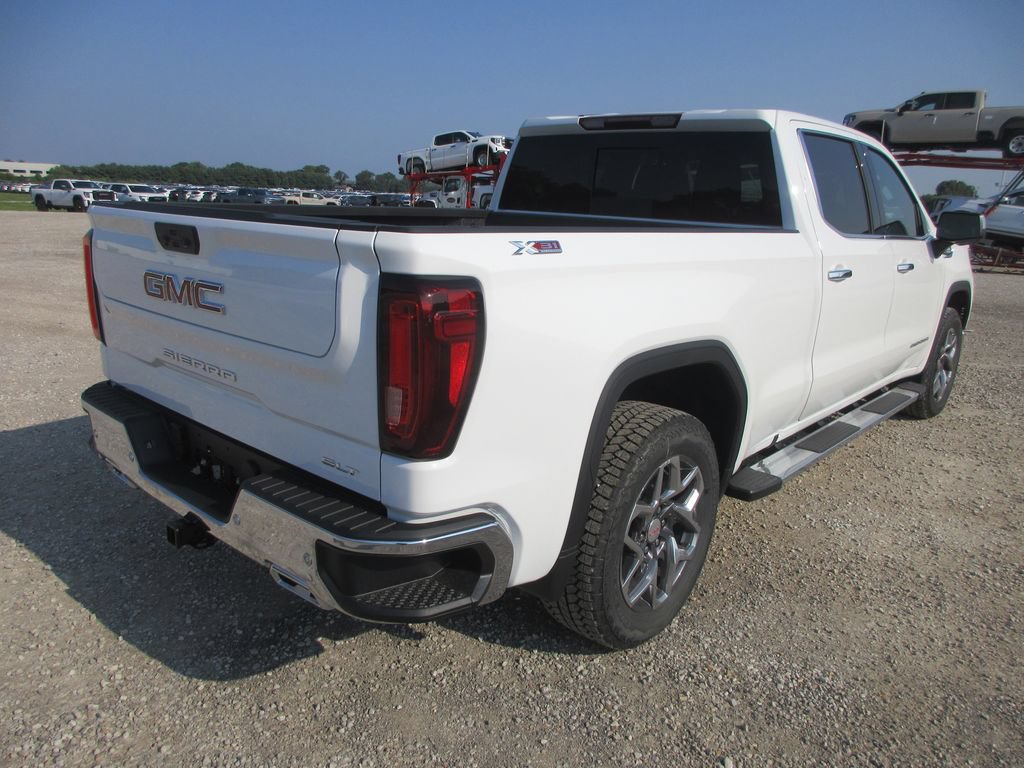 New 2026 GMC Sierra 1500 SLT w/ SLT Premium Plus Package AWD/4WD image 4