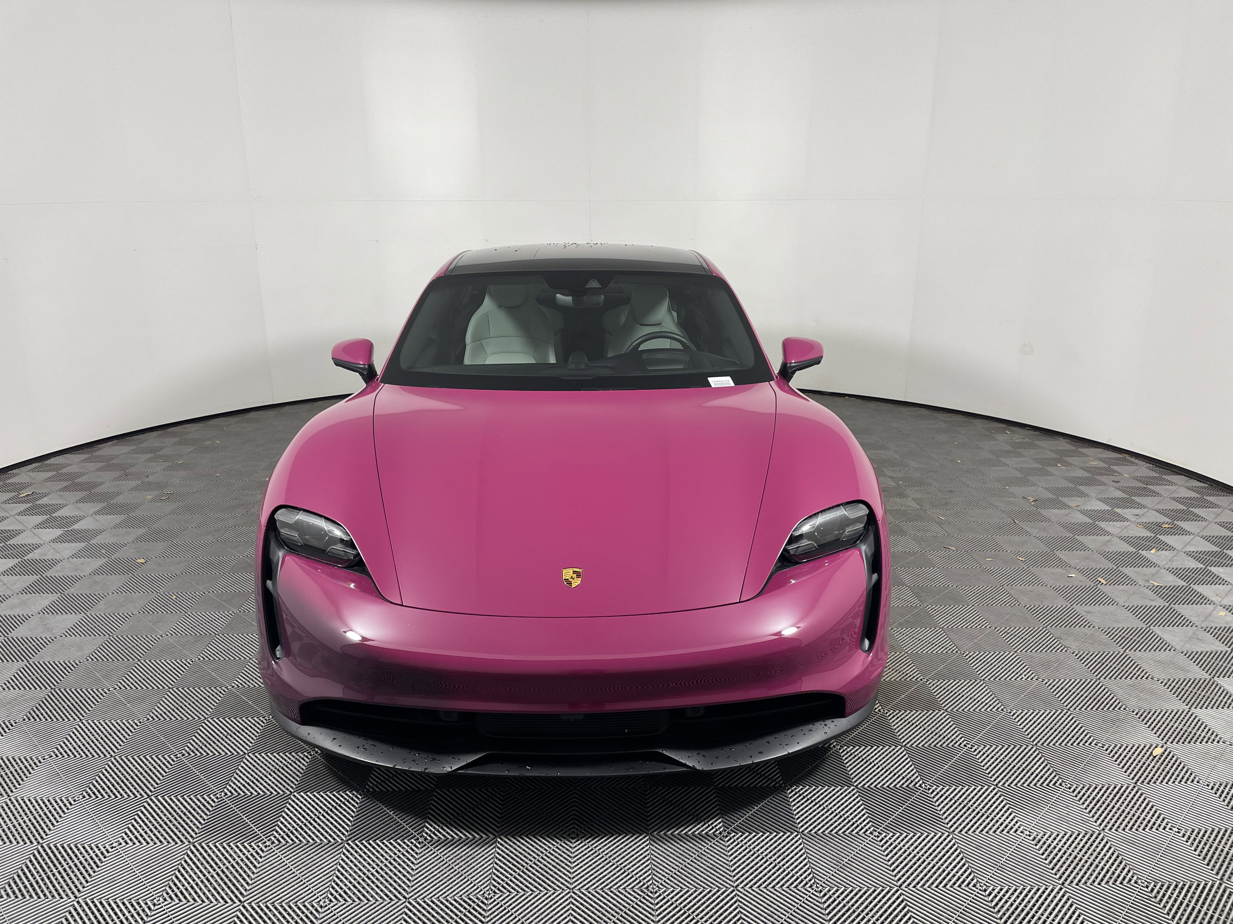 Certified 2022 Porsche Taycan 4S image 10