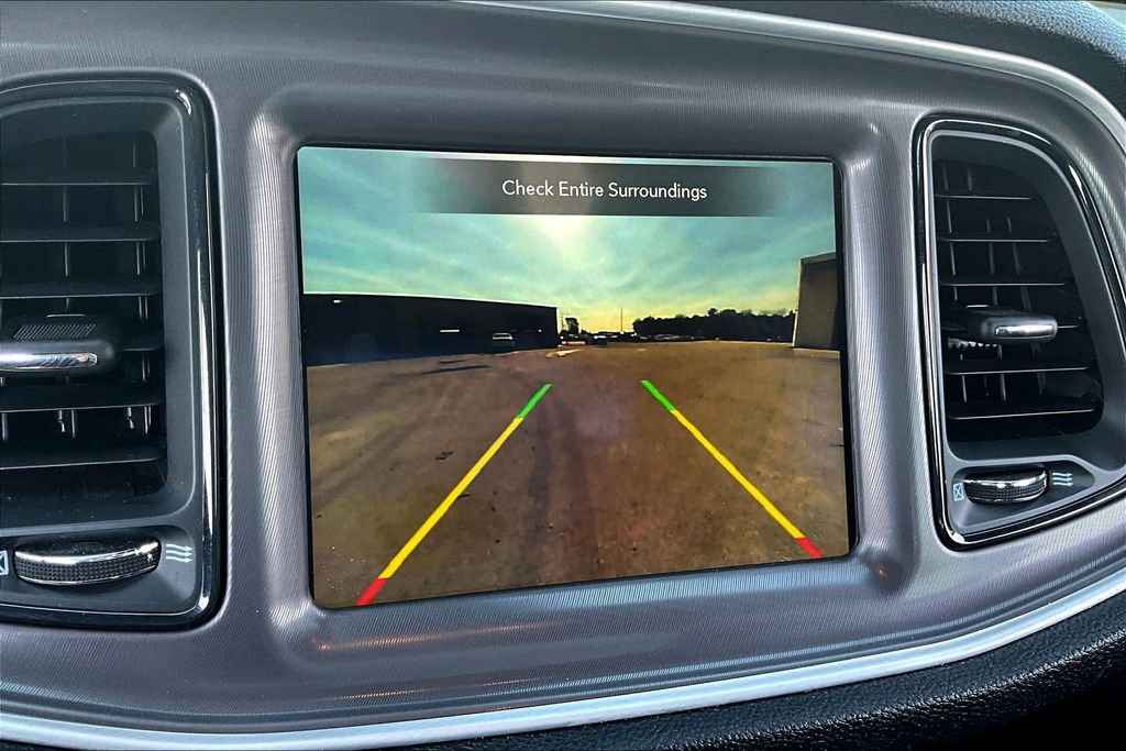 Used 2022 Dodge Challenger SXT w/ Driver Convenience Group image 14