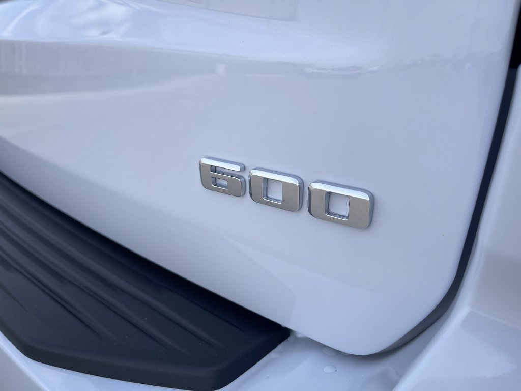 New 2026 Cadillac Escalade ESV Sport w/ Touring Package AWD/4WD image 13