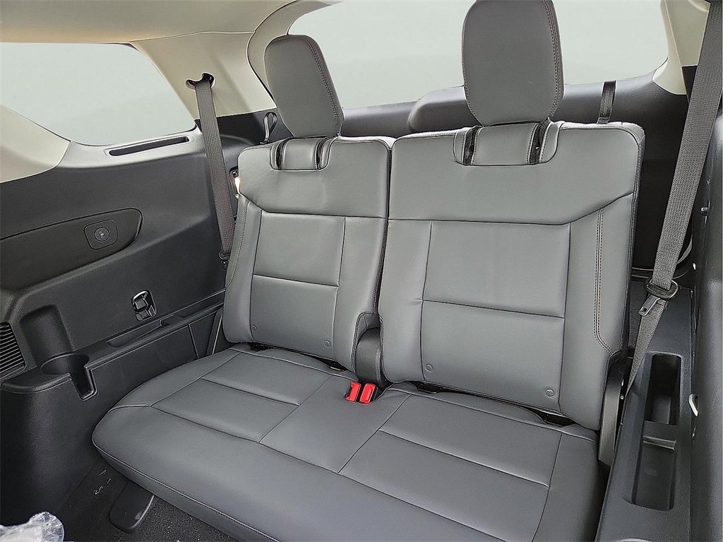 New 2026 Ford Explorer Active image 9