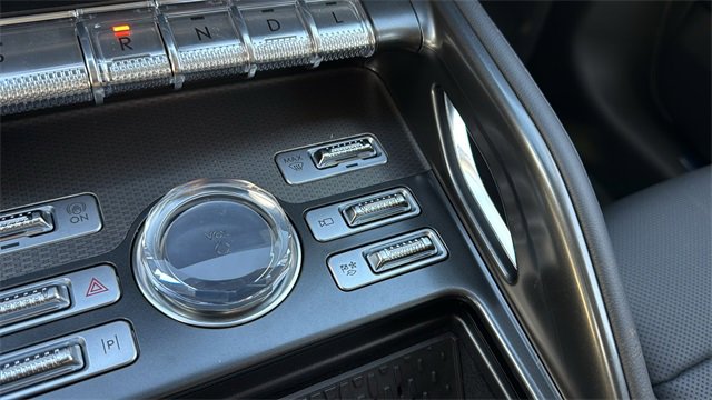 New 2026 Lincoln Nautilus Premier image 24