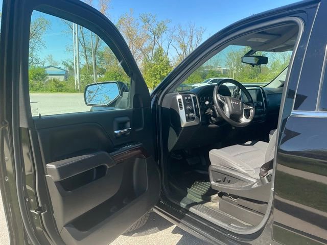 Used 2017 GMC Sierra 1500 SLE w/ SLE Value Package AWD/4WD image 14