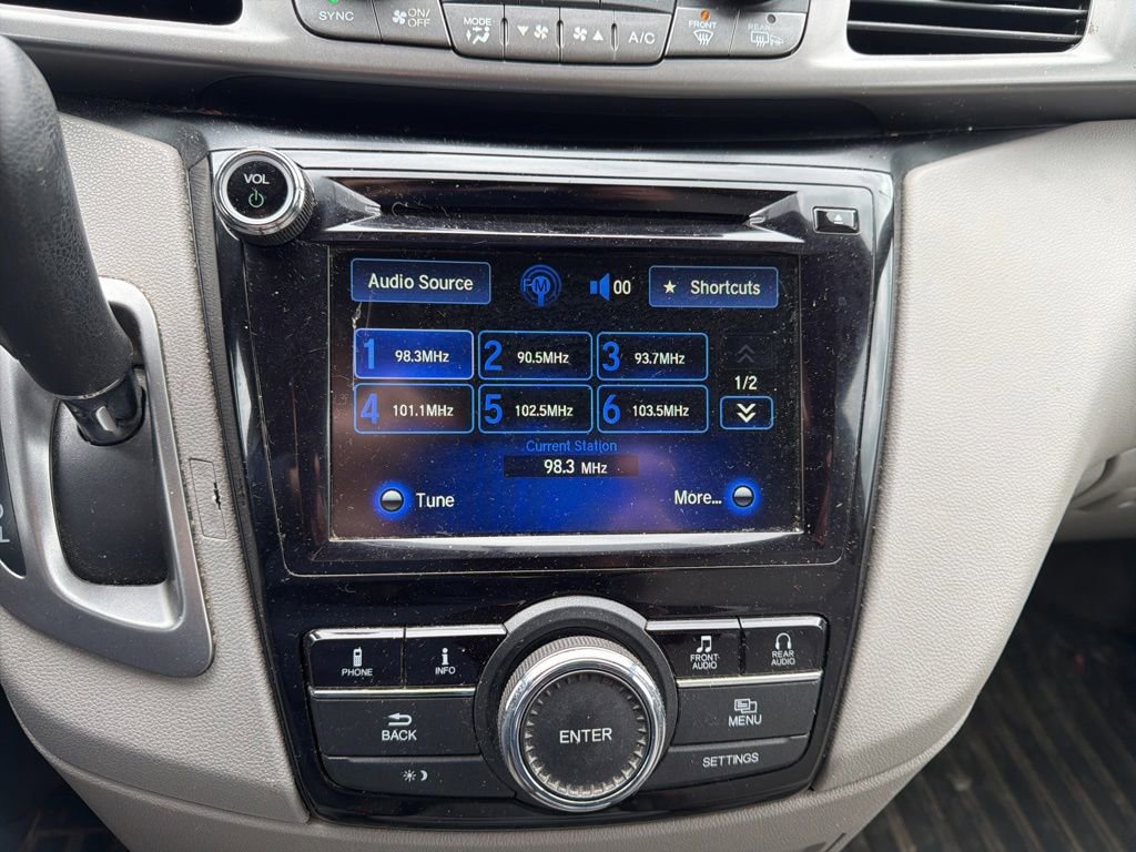 Used 2016 Honda Odyssey SE image 19