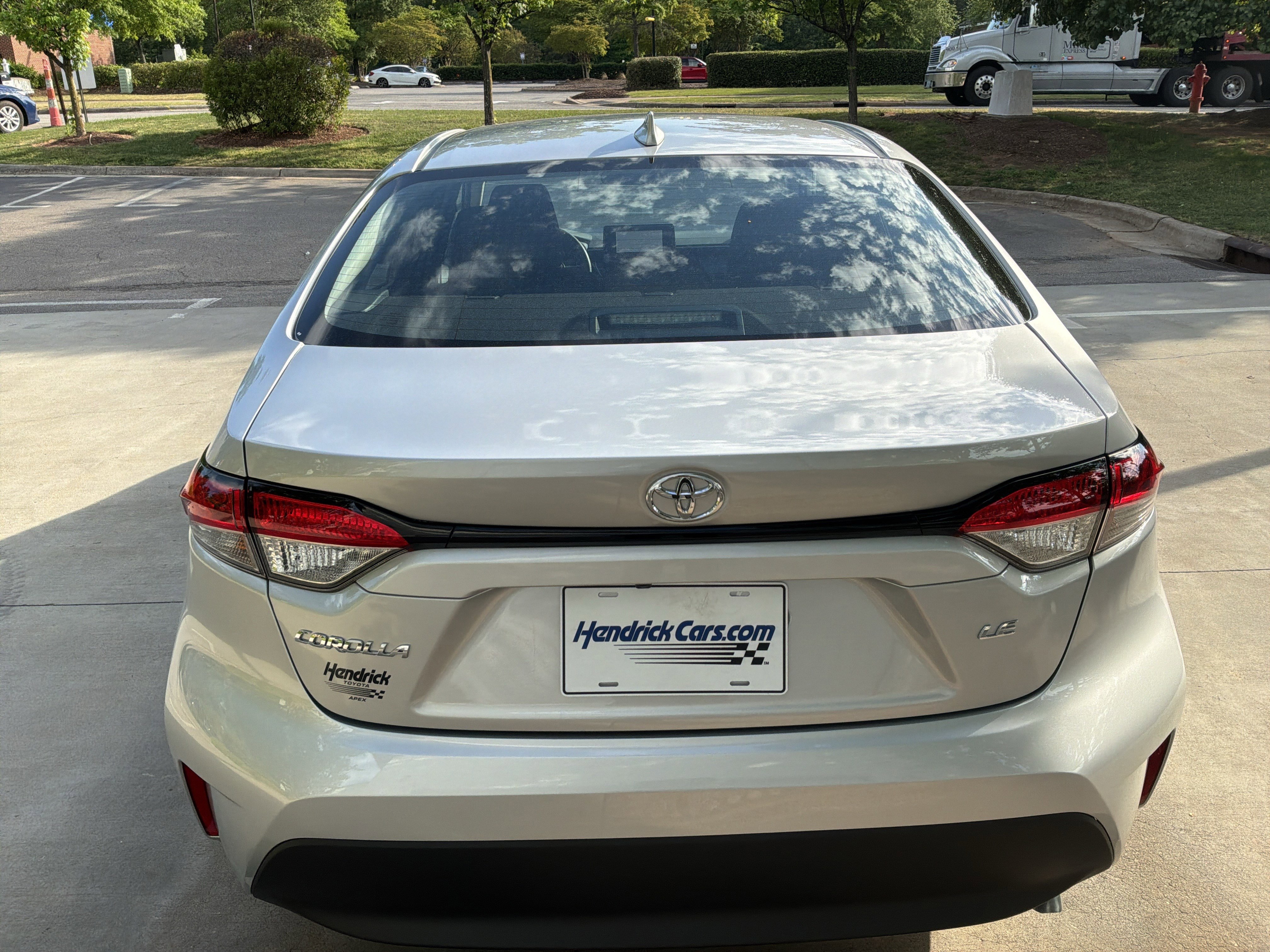 Used 2026 Toyota Corolla LE image 9