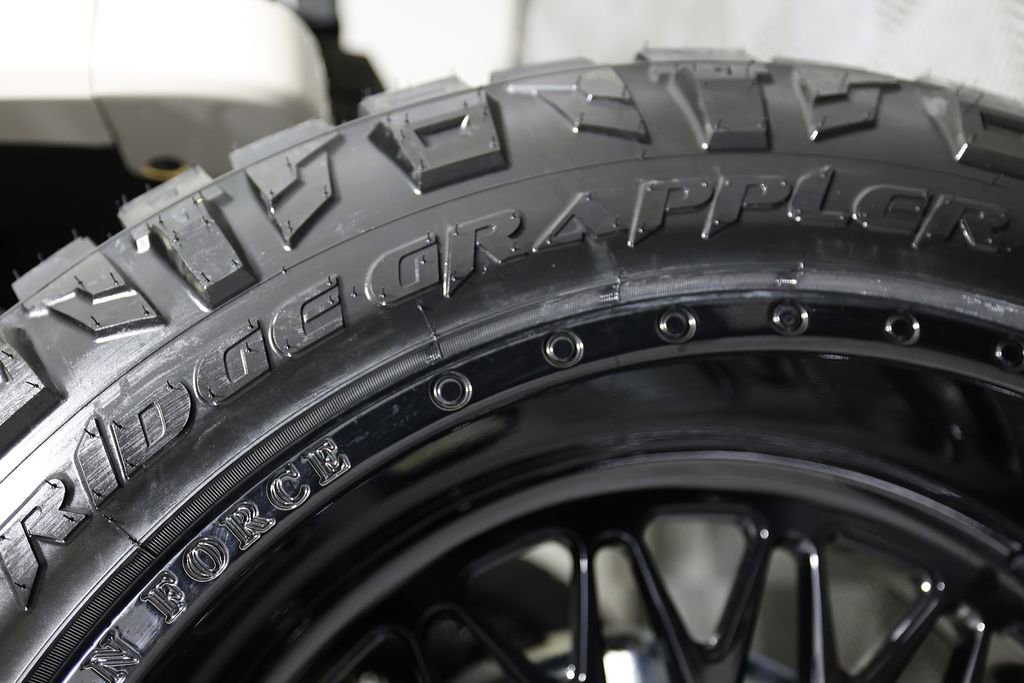 Used 2026 GMC Sierra 2500 AT4X image 55