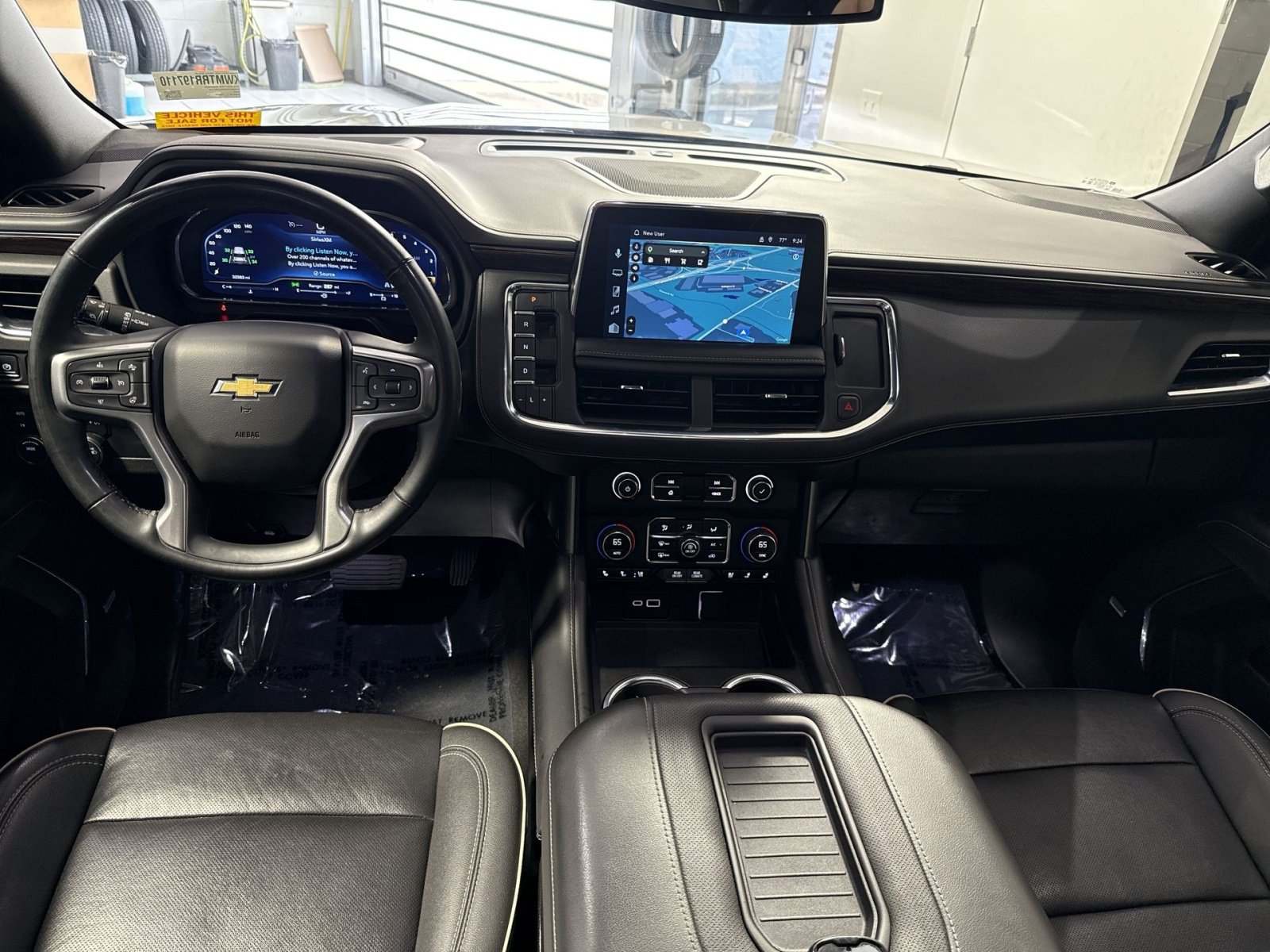 Used 2024 Chevrolet Suburban Premier AWD/4WD image 24