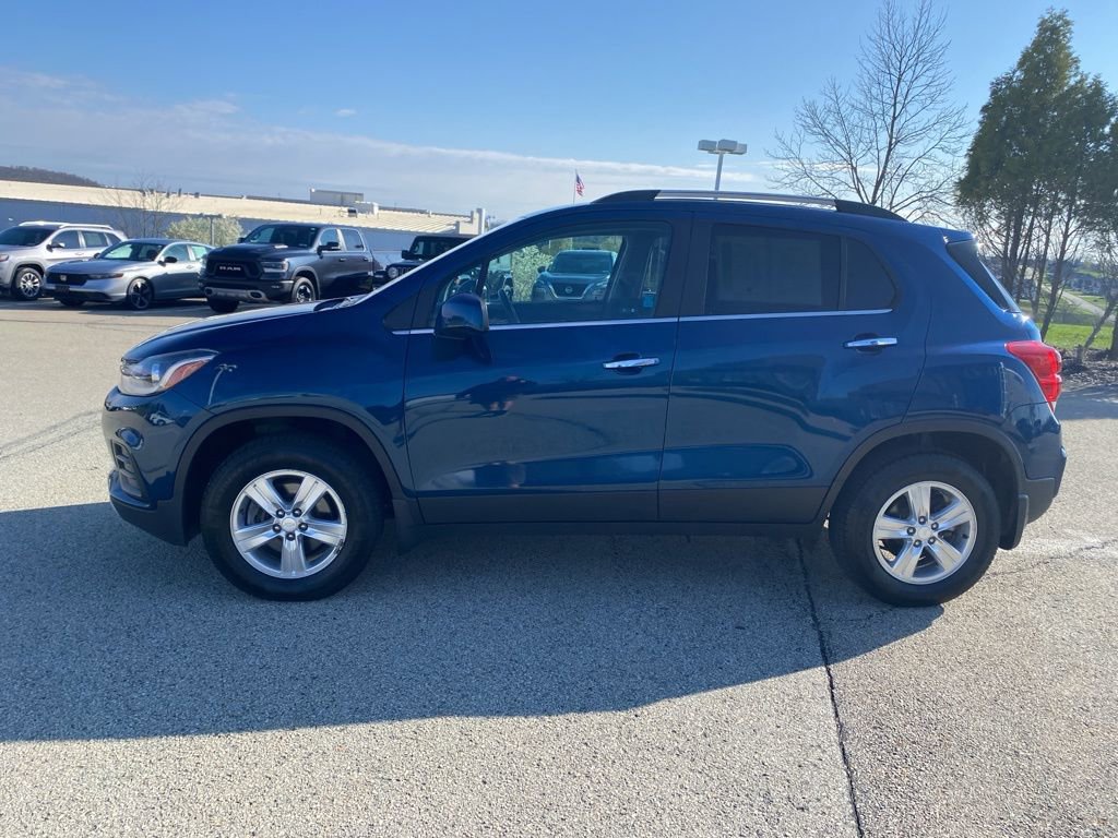 Used 2019 Chevrolet Trax LT w/ LT Convenience Package image 6