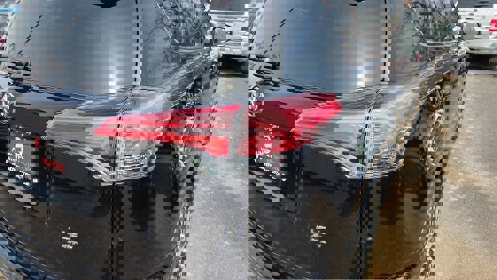 Used 2017 Toyota RAV4 LE w/ All Weather Liner Package image 37