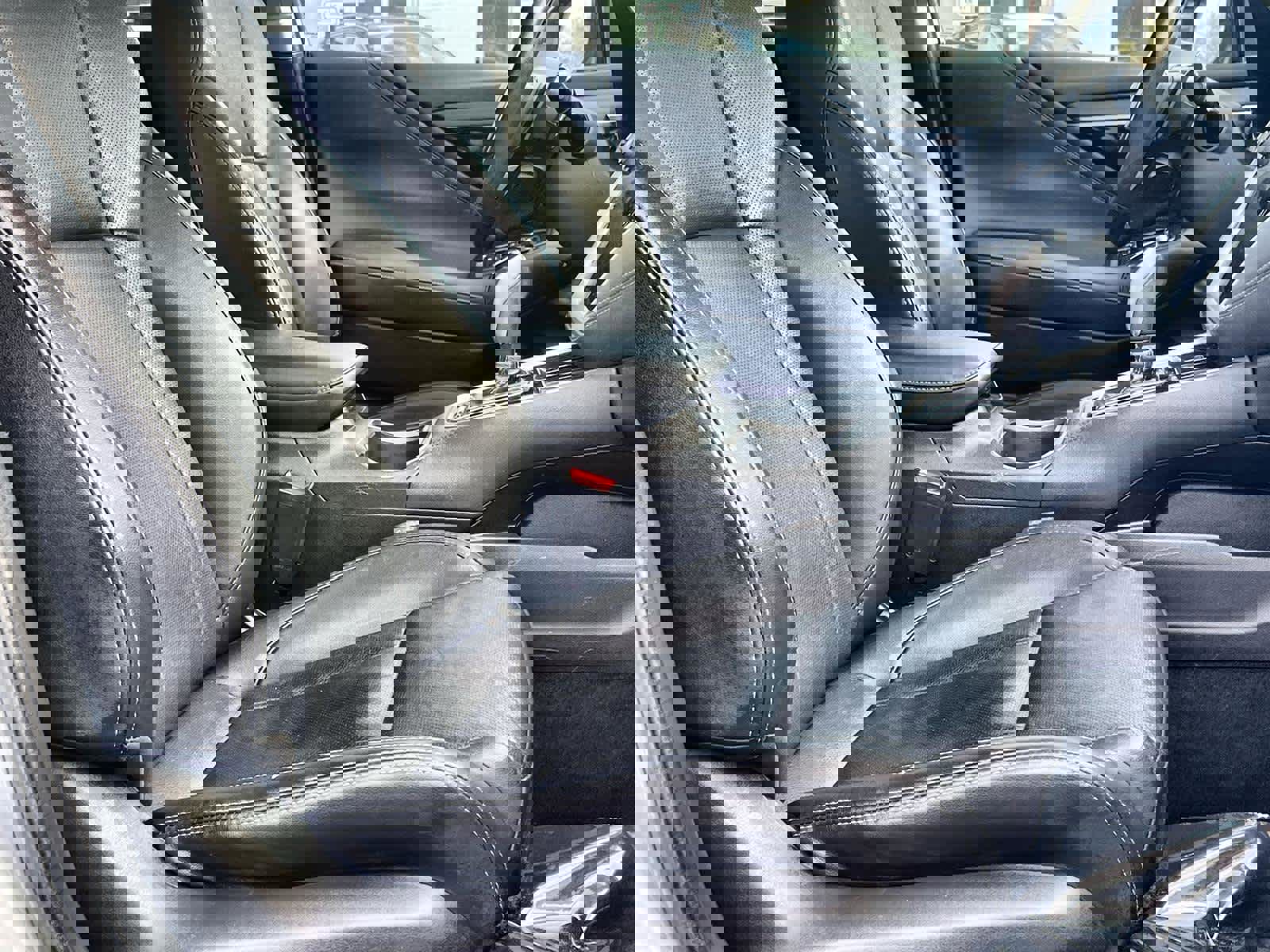 Used 2021 Subaru Outback Limited image 18