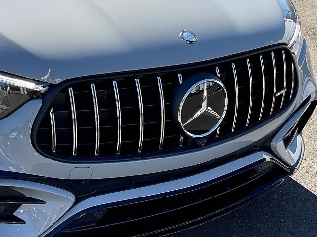 Certified 2025 Mercedes-Benz GLC 43 AMG 4MATIC Coupe image 35