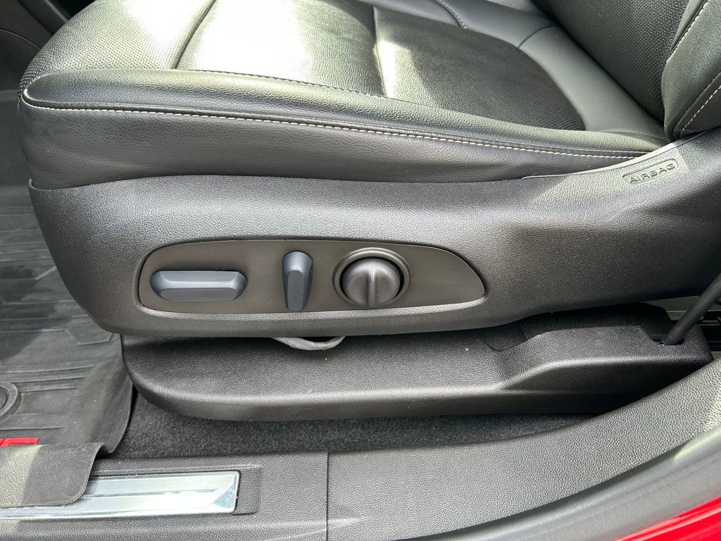 Used 2023 GMC Acadia SLT w/ Technology Package image 21