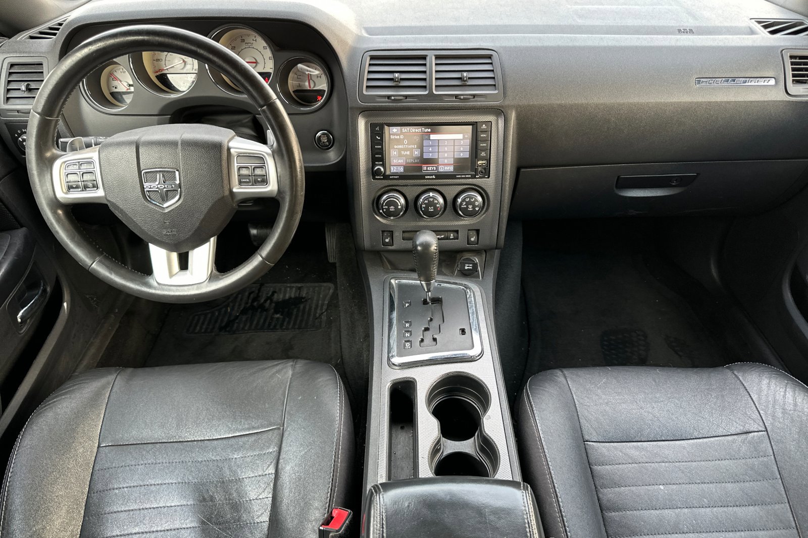 Used 2013 Dodge Challenger R/T image 15
